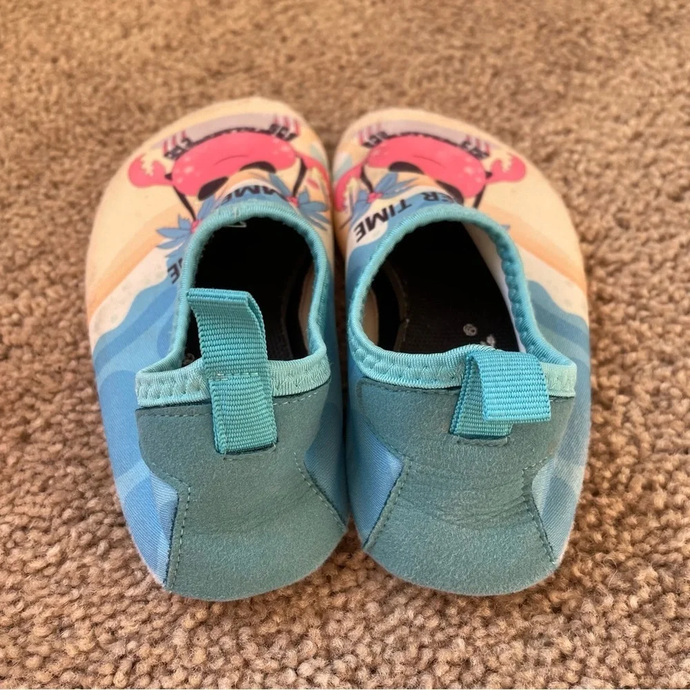 Kids Bundle Summer Water Shoes Little Girl 8 Roxy Sandals Beach Play Outdoors